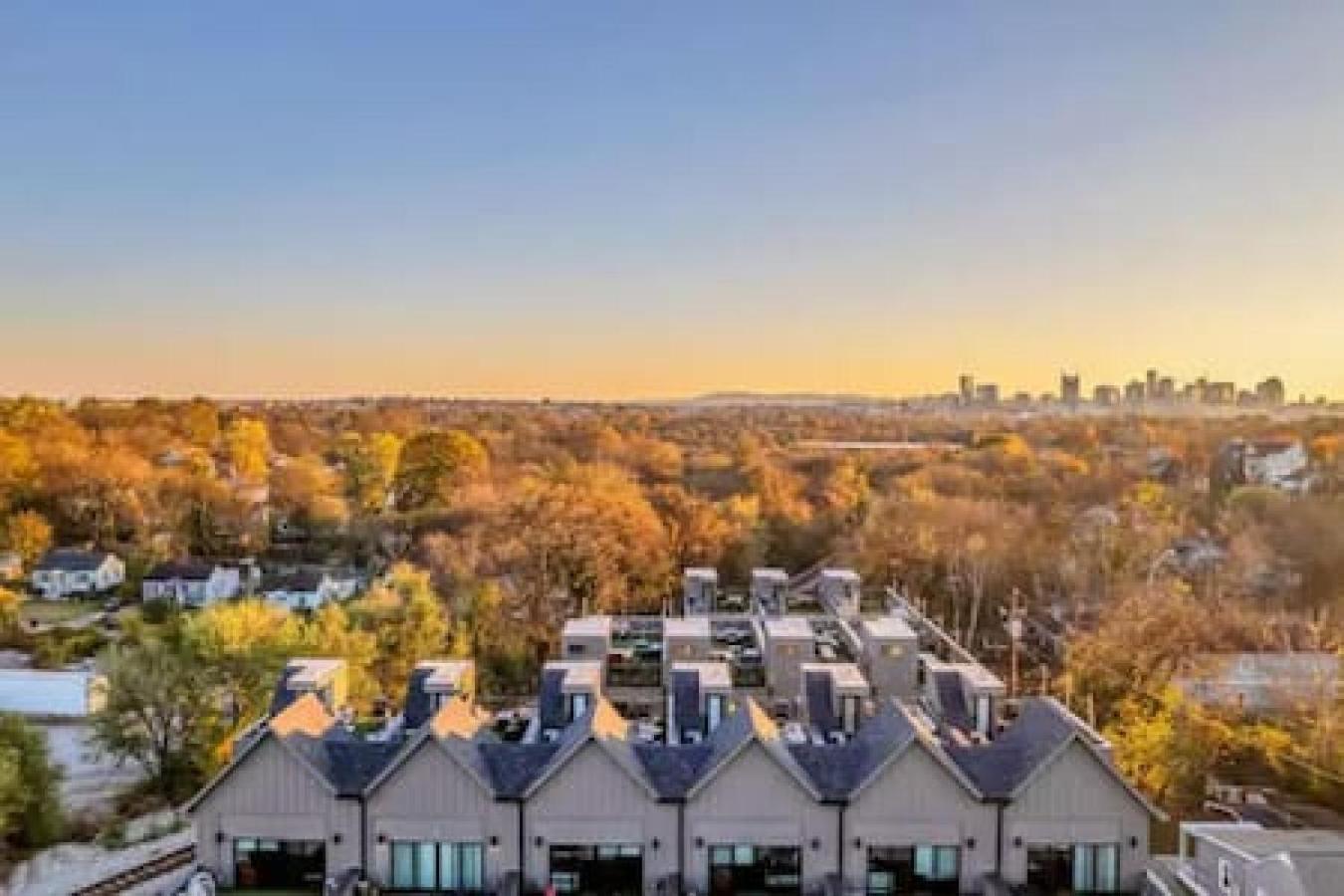 Spacious Home With Large Patio Rooftop Deck And Garage Nashville Exteriér fotografie